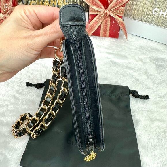 CHANEL Black leather mini pouch crossbody or bum bag - Picture 8 of 12